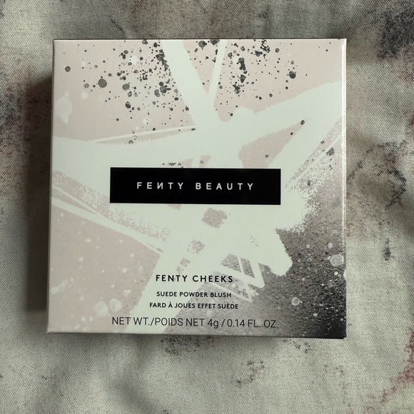 Fenty Beauty Other - Fenty Beauty Suede Powder Blush in Summertime Wine